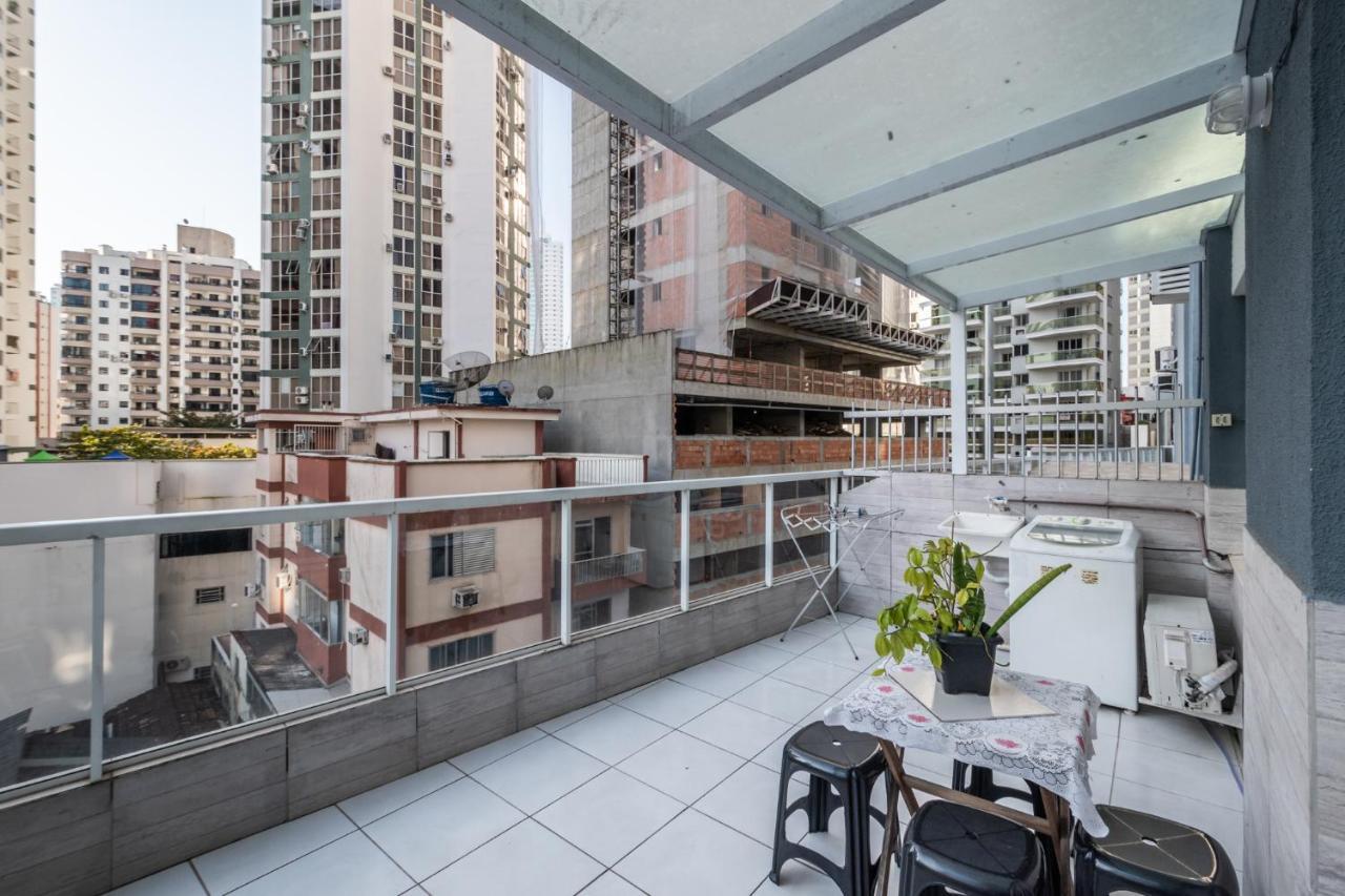דירות Balneário Camboriú Em Frente Ao Shopping Atlantico! Com Sacada, Garagem E Ar Condicionado מראה חיצוני תמונה